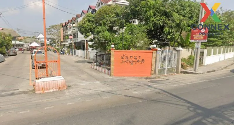 For Sale Townhouse/Townhome  , Nanthana Garden 1 , corner unit , 