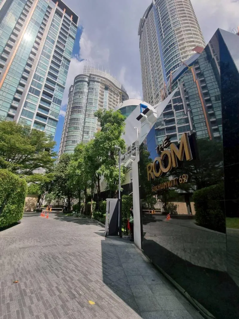 For Sale Condo , The Room Sukhumvit 69 , BTS-Phra Khanong , Phra 
