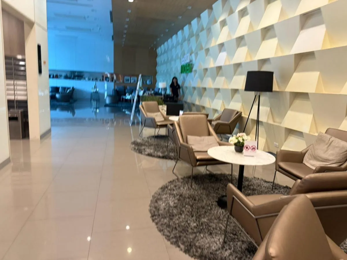 For Rent Condo , Ideo Mobi Charan Interchange , corner unit , MRT