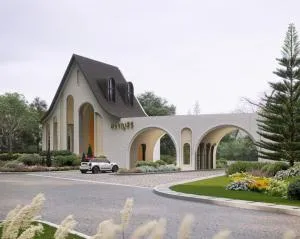 Saransiri Srinakarin - Phraeksa