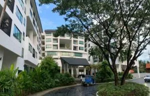 The Sun Condo Sriracha