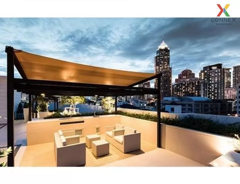 For Sale Condo , Maestro 02 Ruamrudee , Duplex , corner unit , ne 2