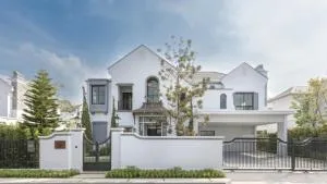 Nantawan Pinklao - Kanchana - นันทวัน ปิ่นเกล้า - กาญจนา