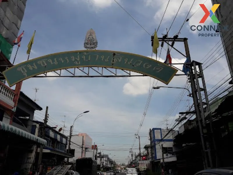 For Sale Townhouse/Townhome  , Sinwong , newly renovated , Thepha