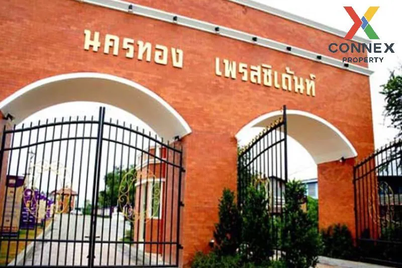 For Sale Townhouse/Townhome  , Nakornthong President , Phraek Sa 