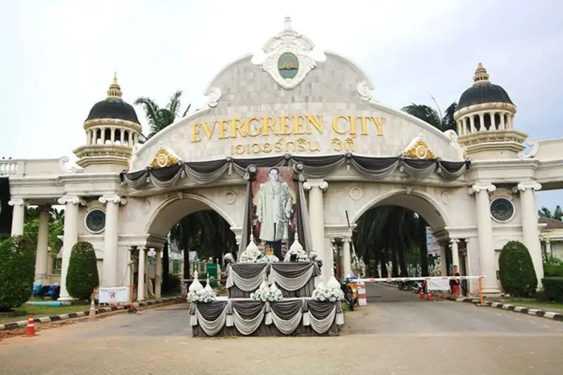 For Sale House , EverGreen City , wide frontage , Bang Khae Nuea 