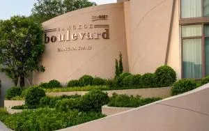 Bangkok Boulevard Bangna KM.12 - บางกอก บูเลอวาร์ด บางนา กม.12