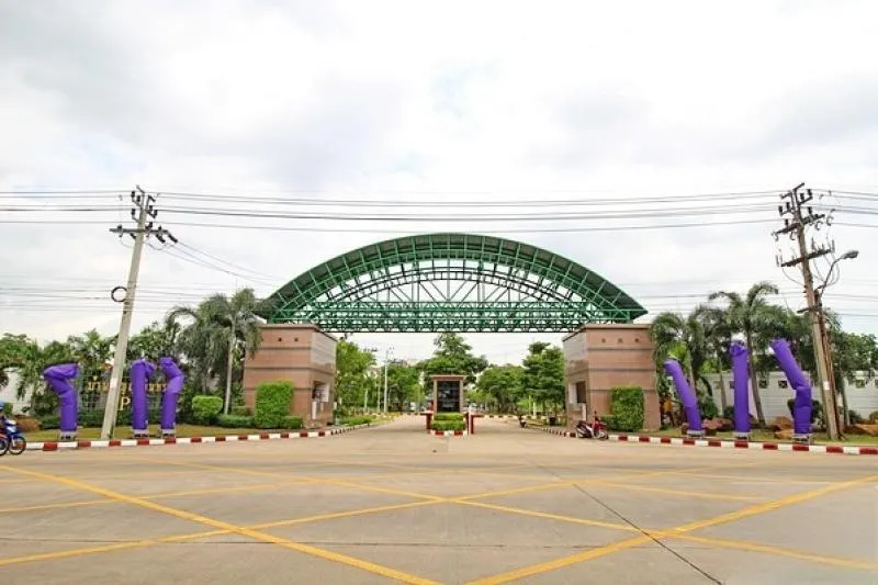 เช่าบ้าน  ดิ โอโซน ปัญญาอินทรา บางชัน เขต คลองสามวา กรุงเทพ CX-15