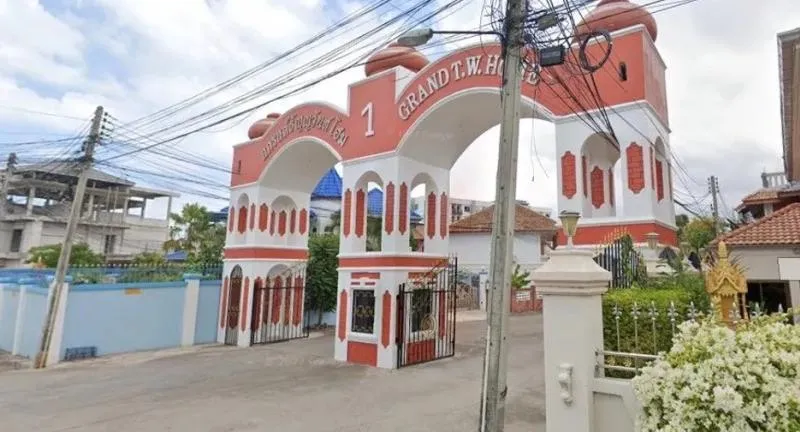 For Sale House , Grand T.W. Home 1 , Mueang Phata , Bang Lamung ,