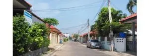 Pattaya Rungrueng - พัทยารุ่งเรือง