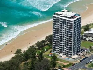 Golden Sand Beachside Condominium - โกลเด้นแซนด์ บีชไซด์ คอนโดมิเนียม
