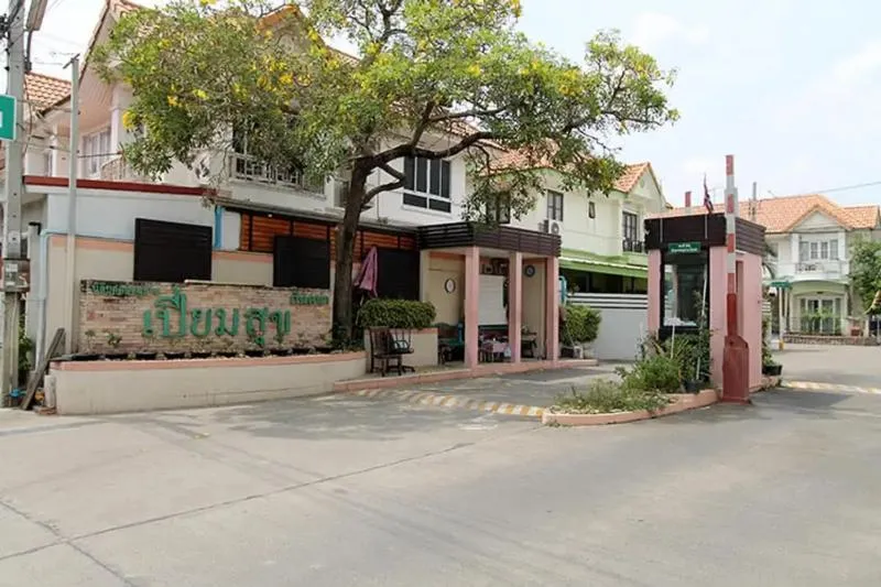 For Sale Townhouse/Townhome  , Baan Piamsuk Kantana , newly renov 1