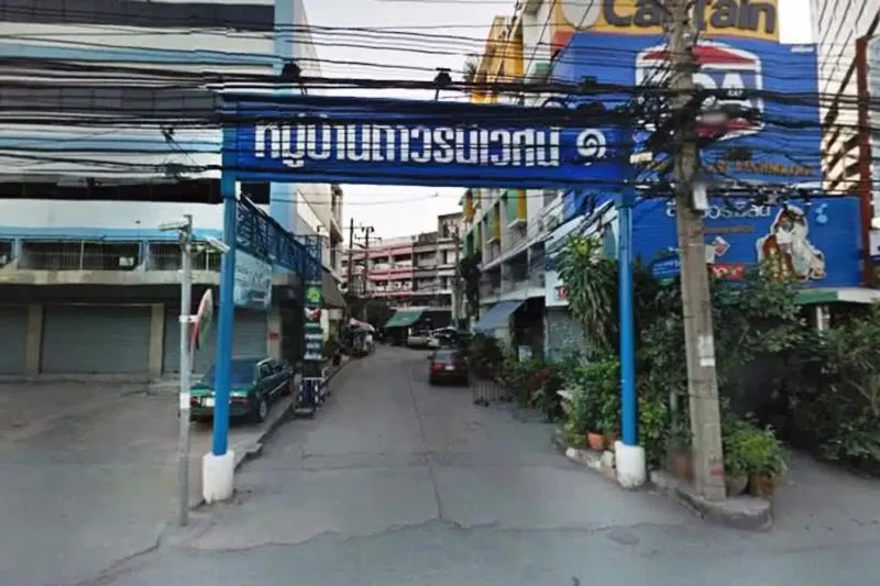 For Sale House , Baan Thavorn Niwet 1 , Bang Na Tai , Bang Na , B