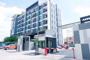 Infiniti Condominium Pattaya